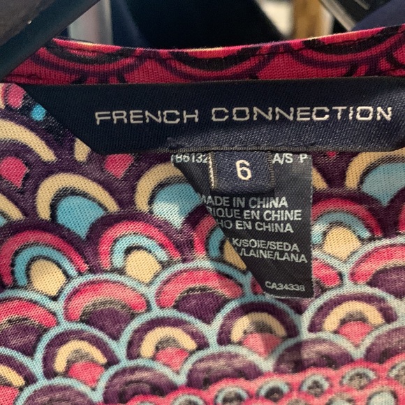 Geographic print wrap dress - Picture 4 of 4